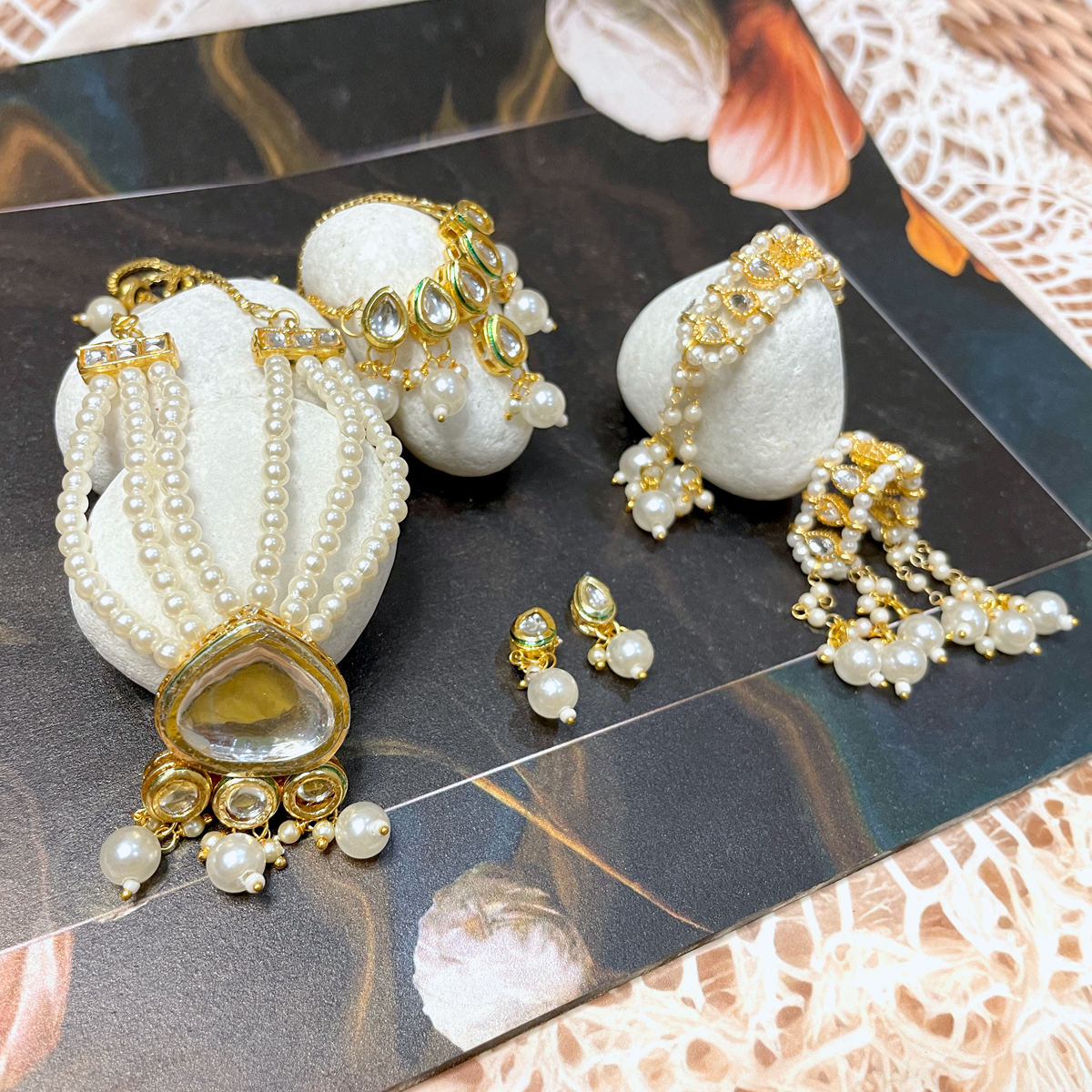 Royal Vrindavan Pearl Adornment Jewellery Set