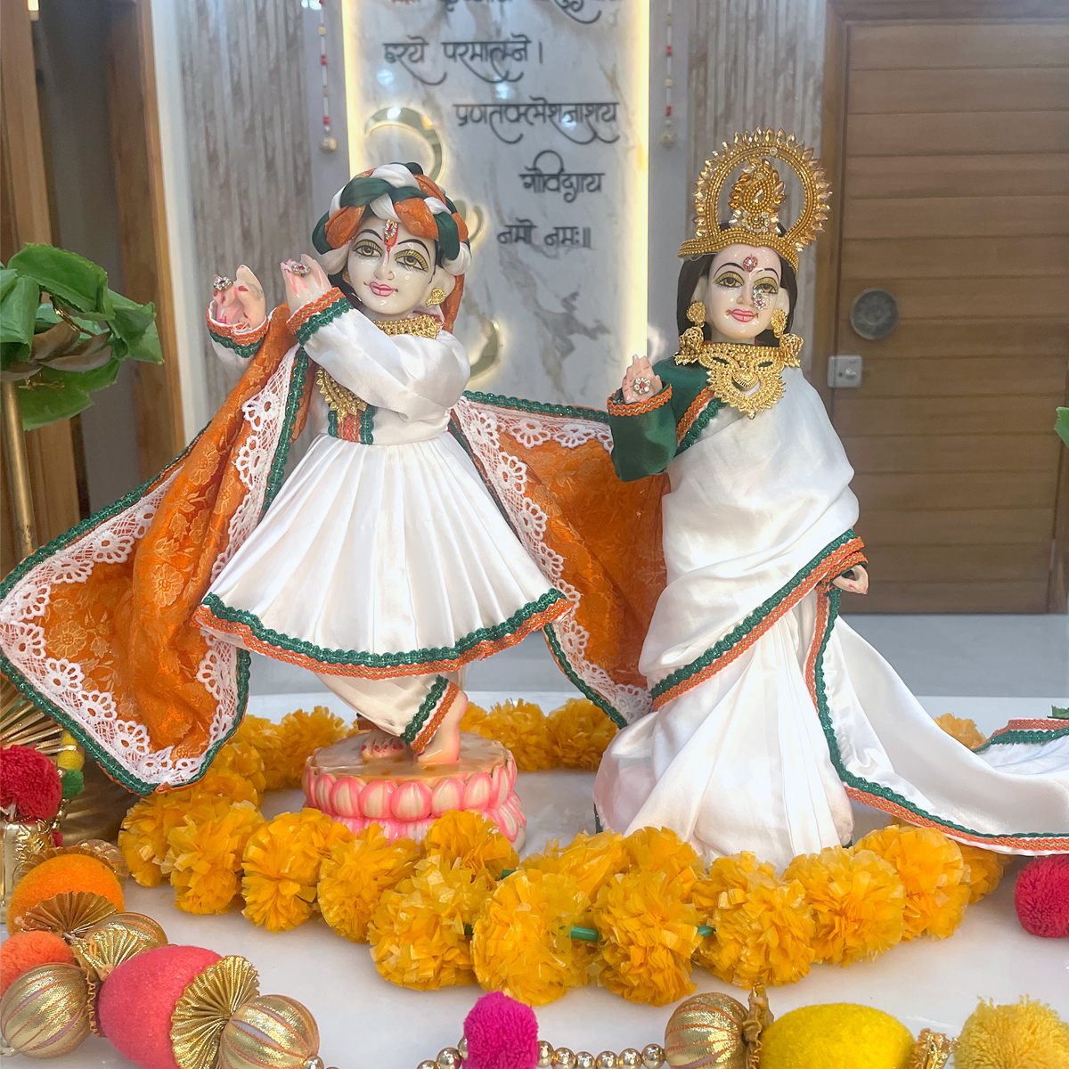 Bharat Gaurav Divya Poshak for Radha-Krishna – Republic Day Special