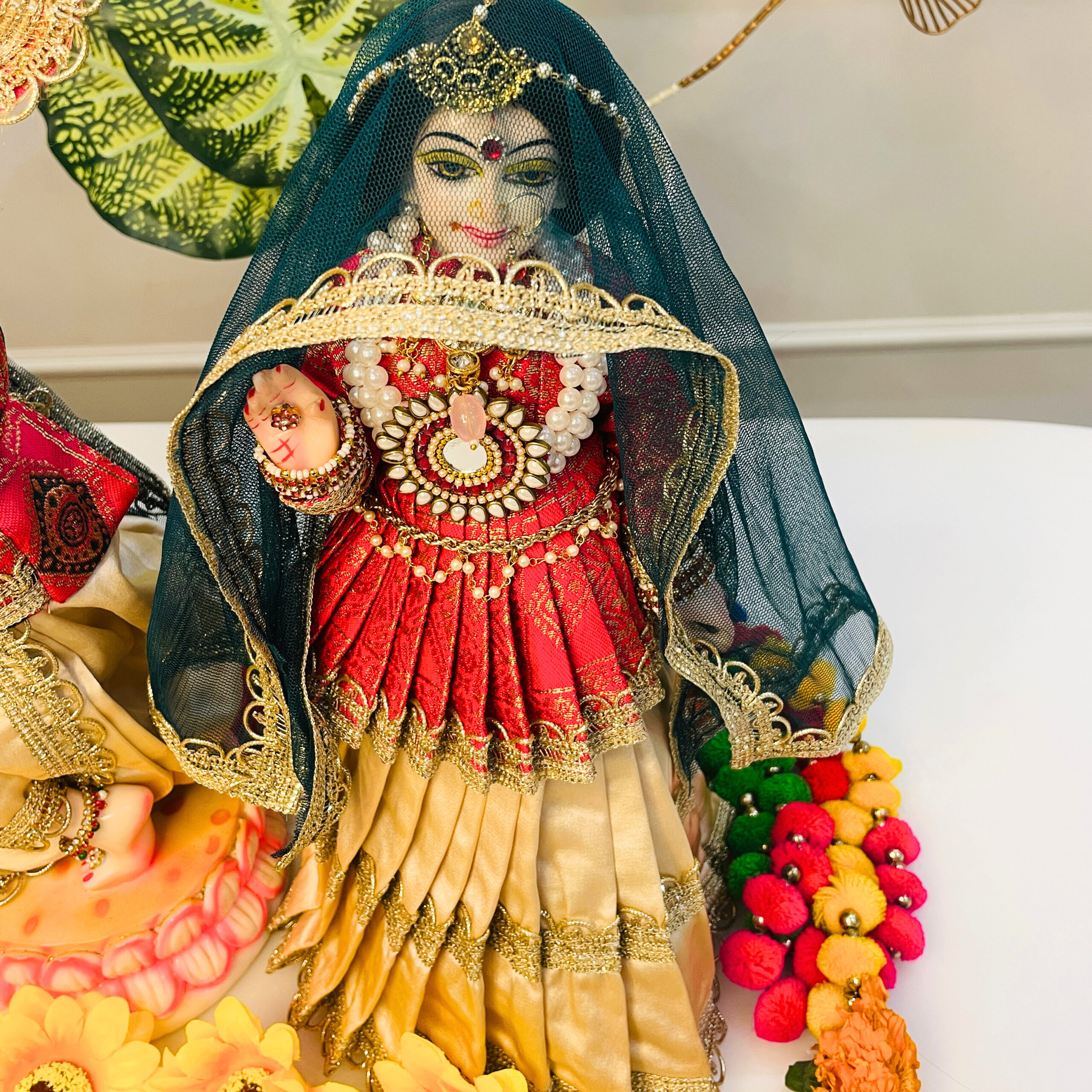 Saumya Leela Radha Krishna Poshak - Image 3