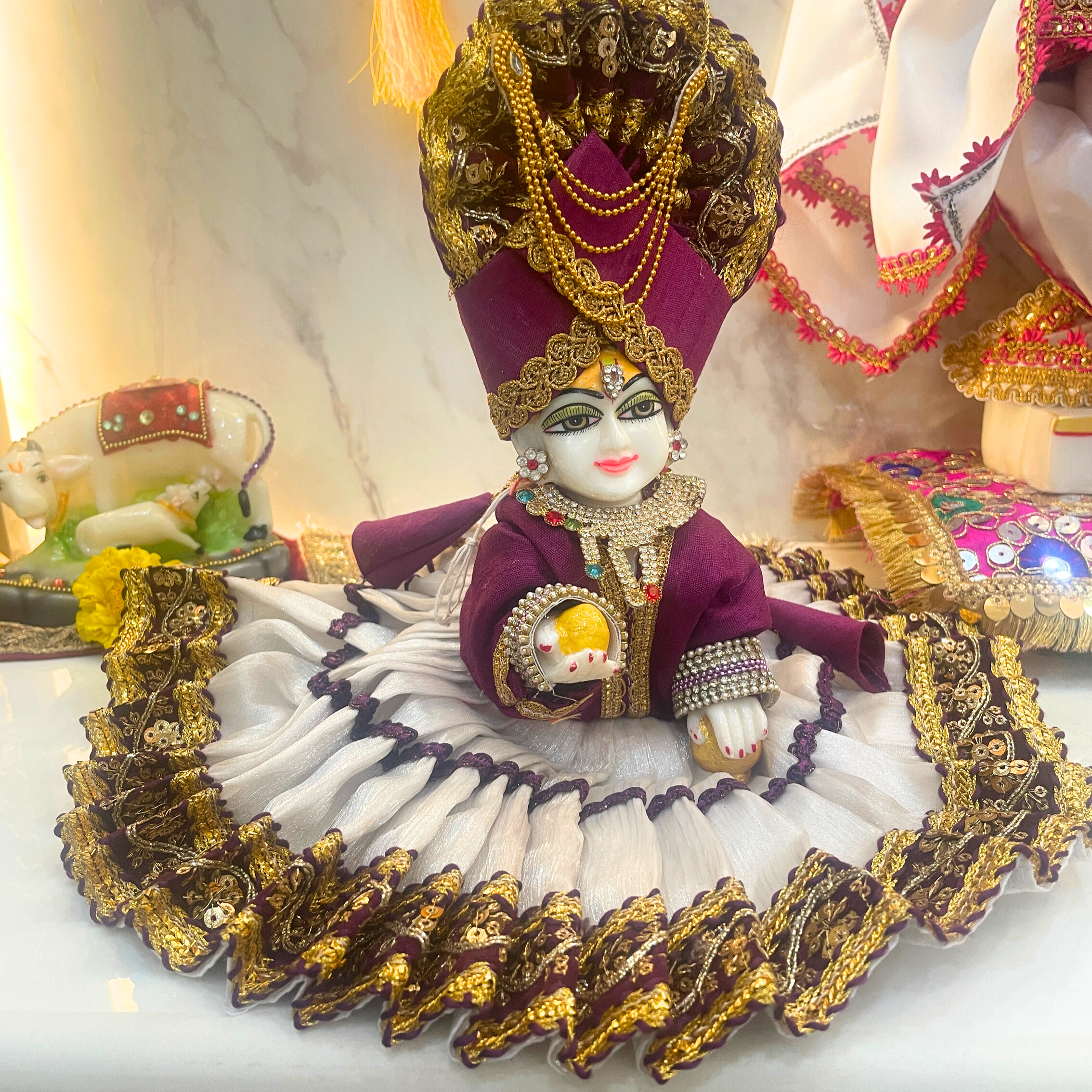 Rajsi Shyam Shringar – Divine Royal Grace Ladoo Gopal Poshak - Image 2
