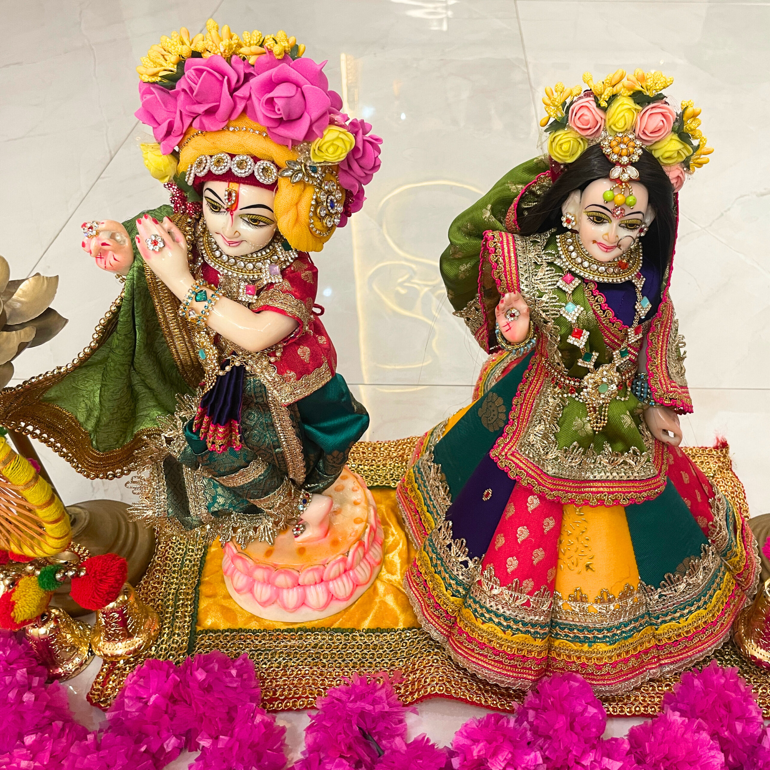 Pushp Madhur Leela Radha Krishna Poshak - Image 4