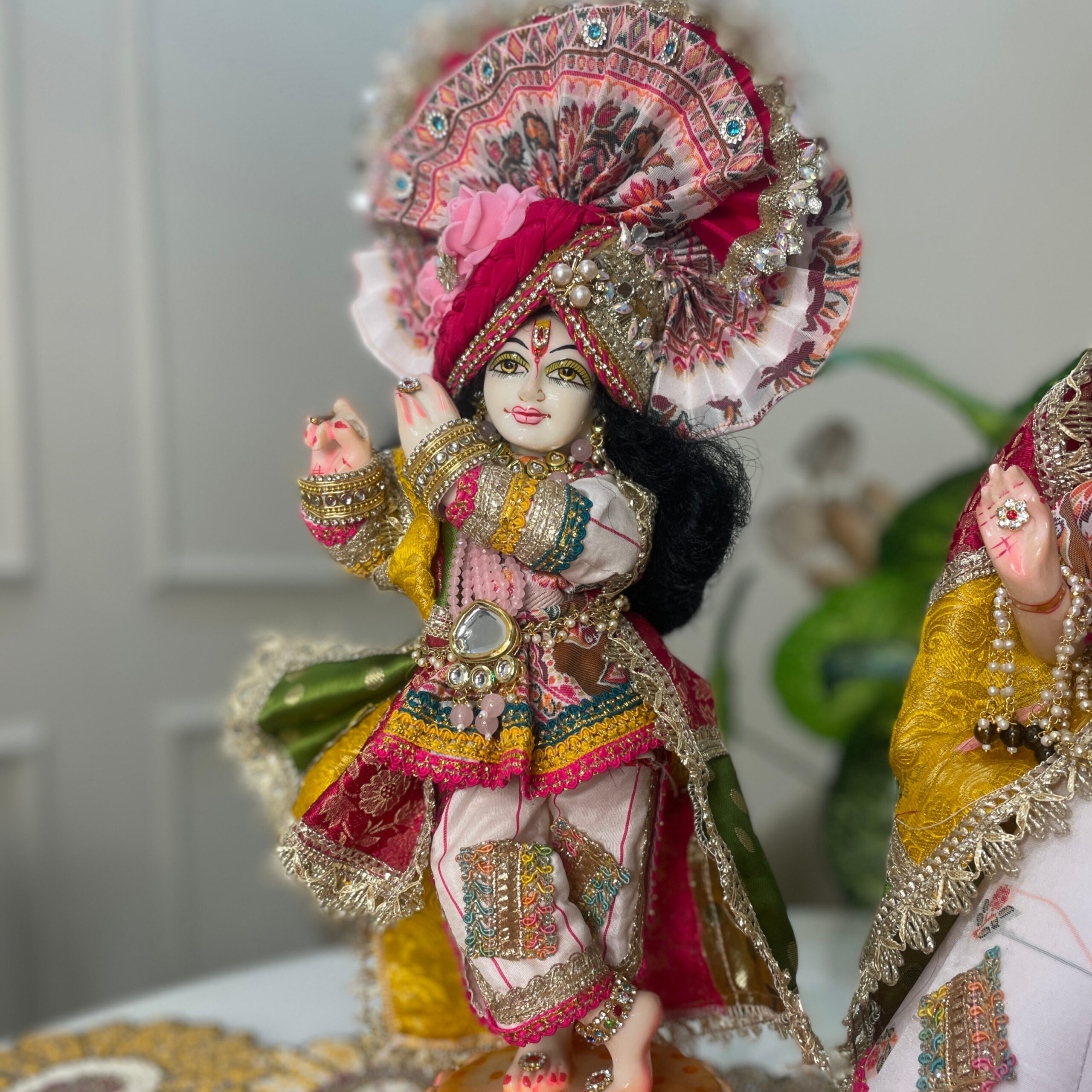 Divya Rang Prem Radha Krishna Poshak - Image 2