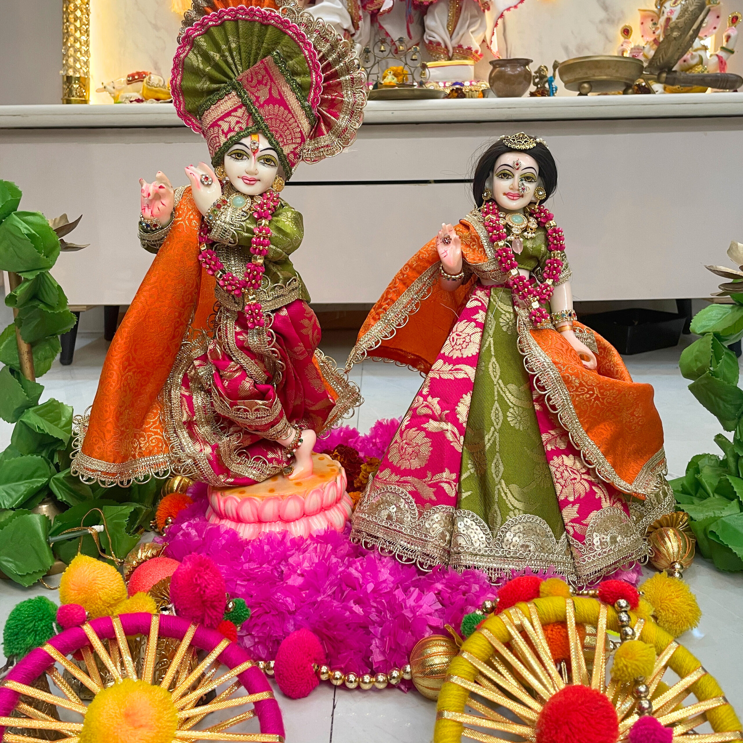 Rangila Vrindavan Darshan Radha Krishna Poshak