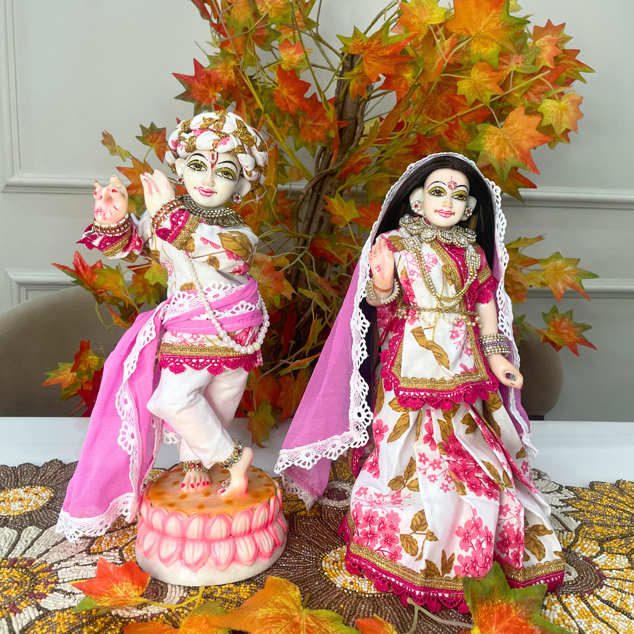 Radha Madhav Pushp Shringar