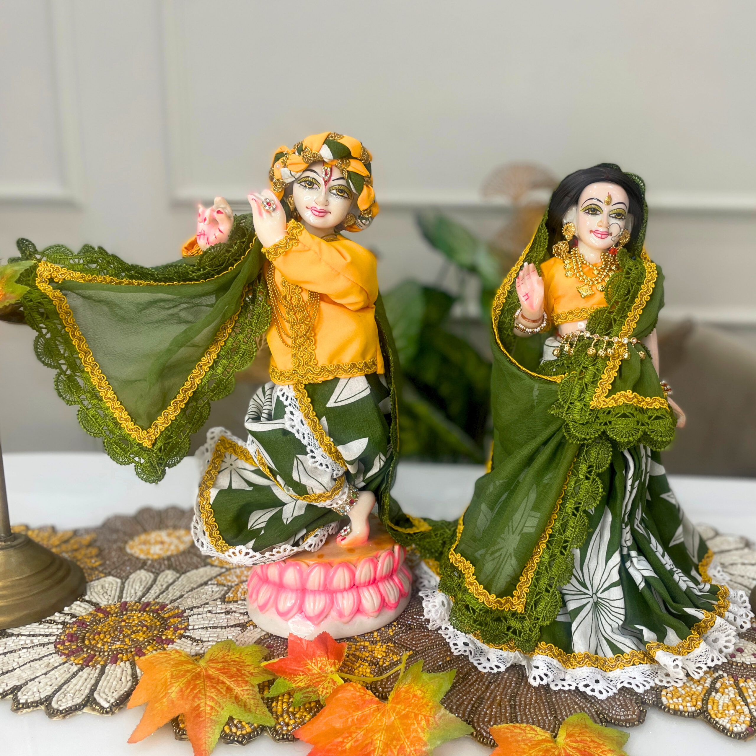 Hari Kanha Divya Radha Krishna Poshak