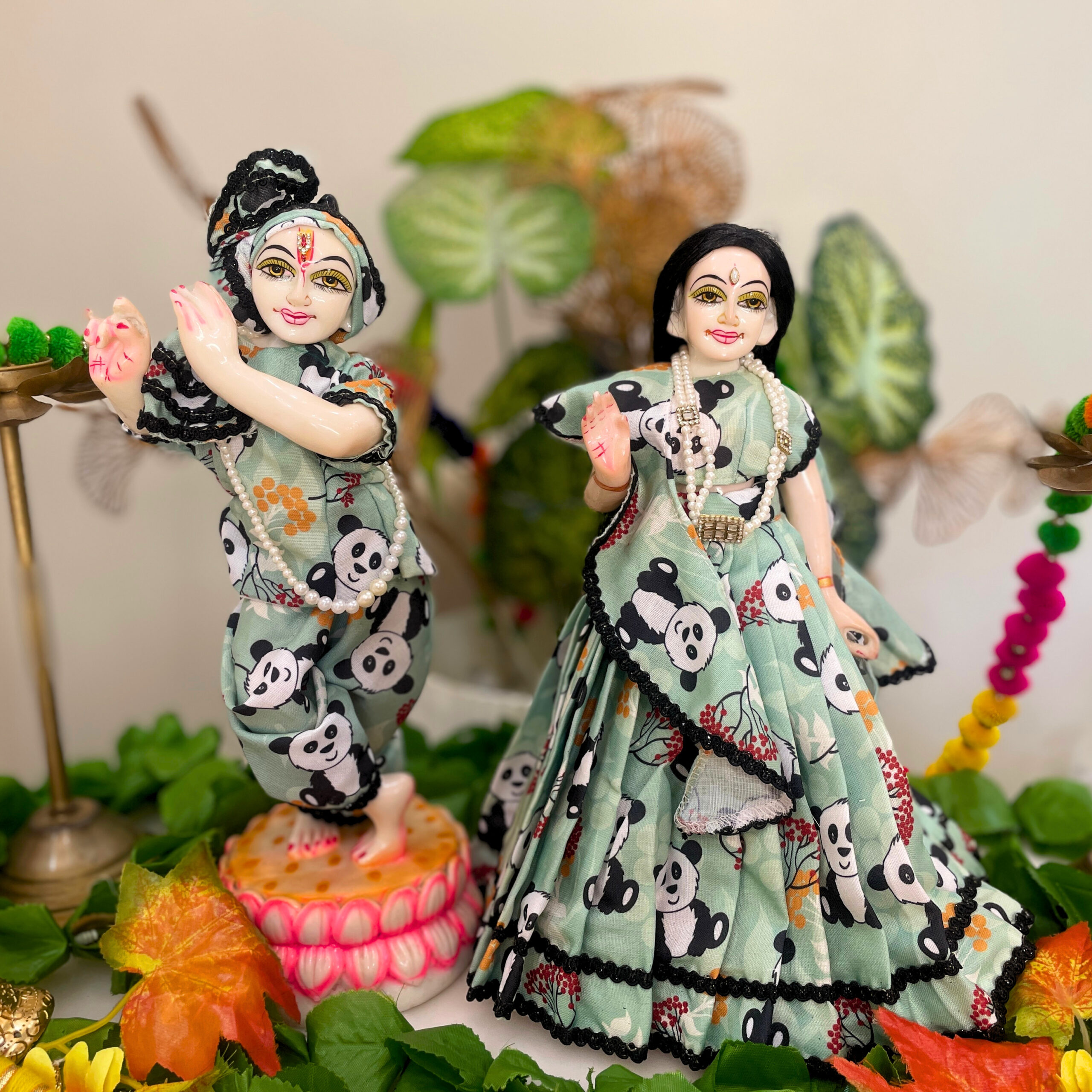Nidra Leela Radha Krishna Poshak Cum Night Suit