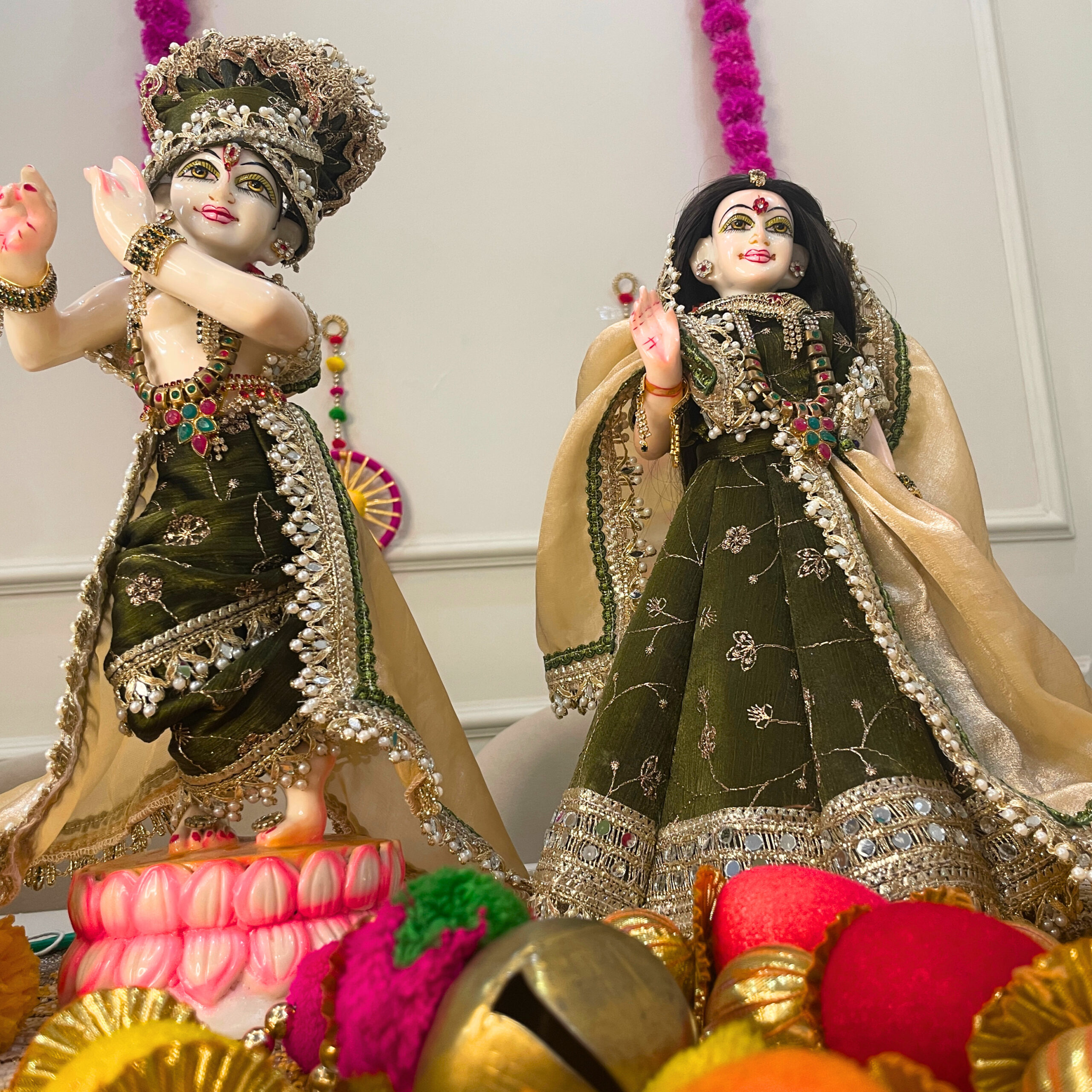 Nikunj Vilas Radha Krishna Poshak - Image 2