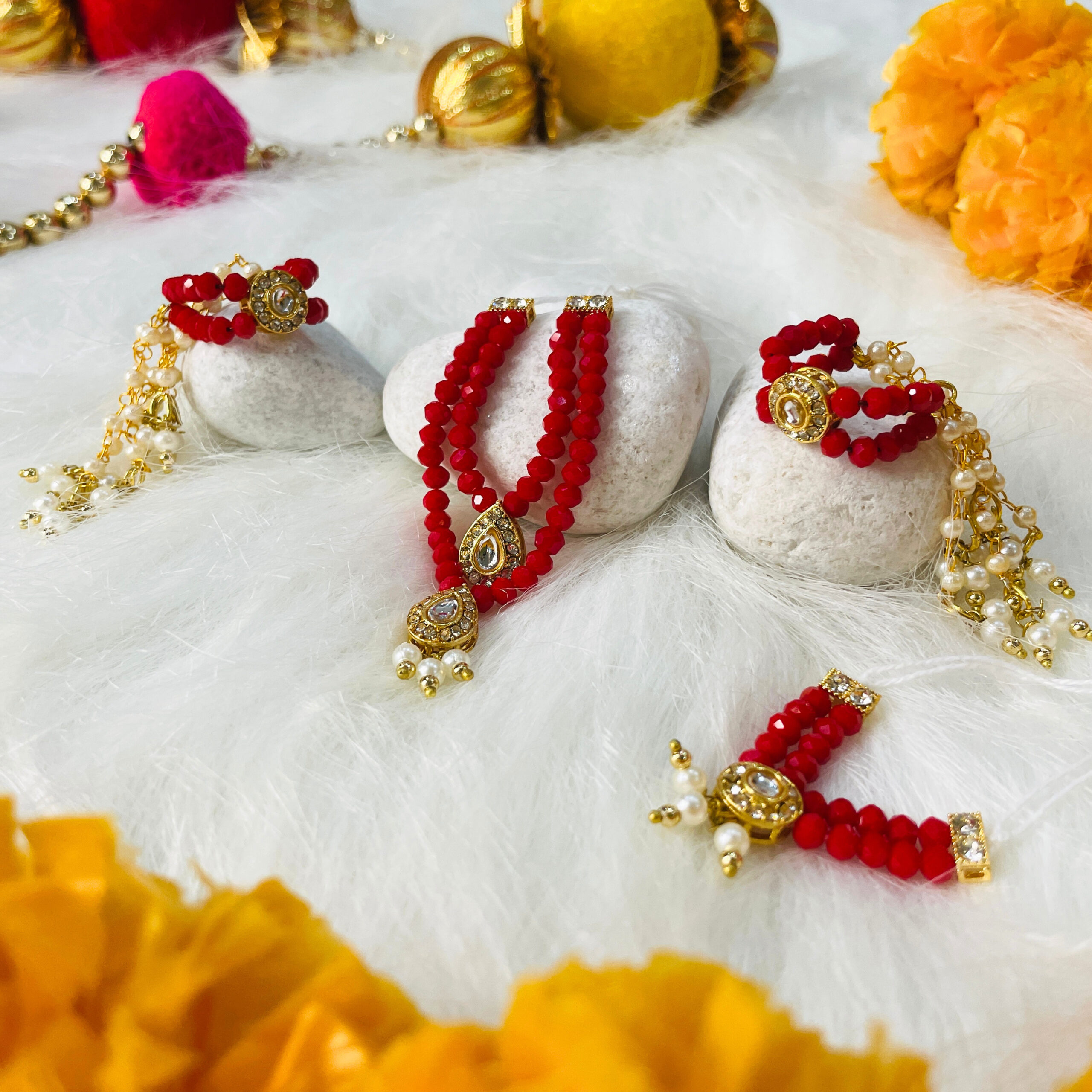 Laal Ratna Shringar