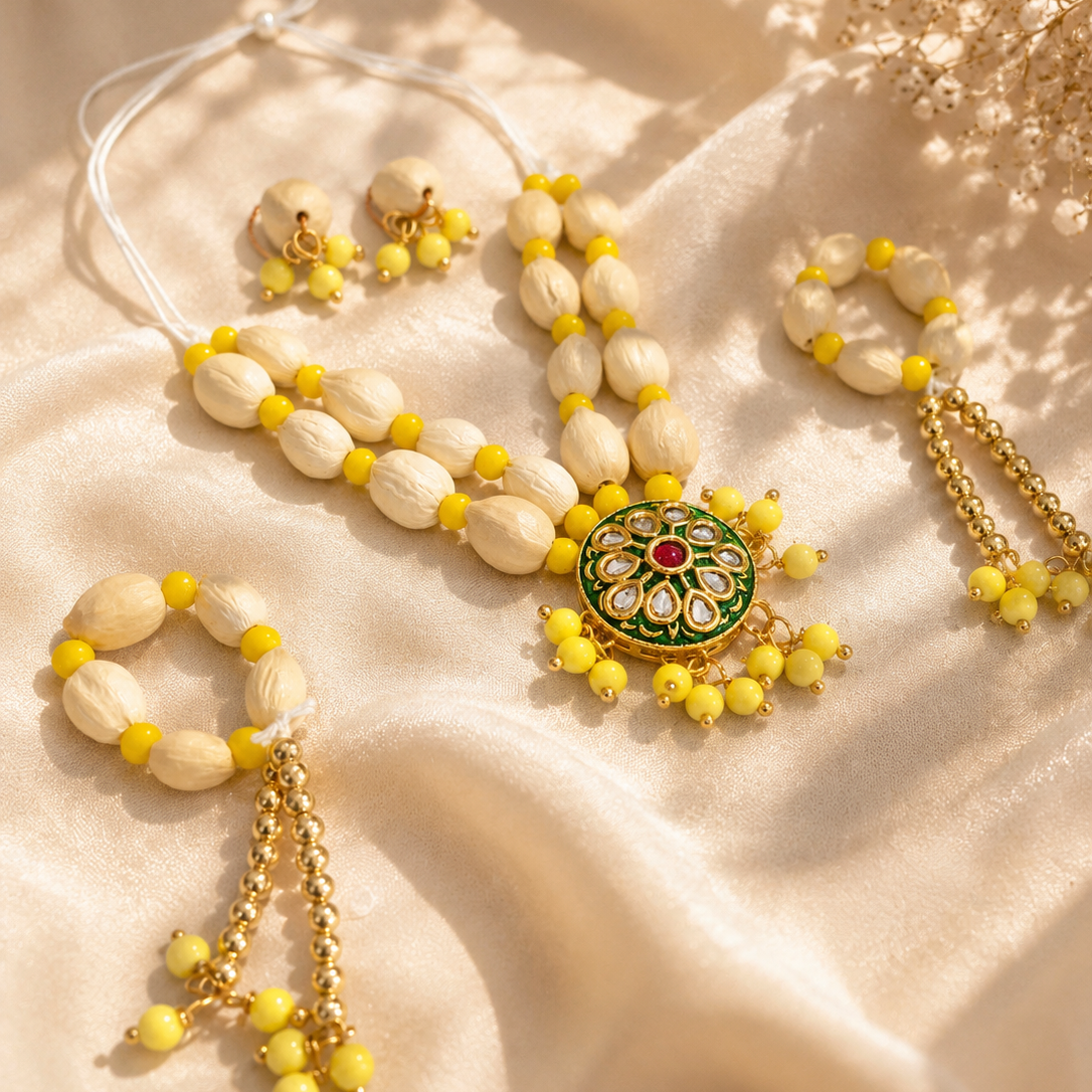 Gopal Priya Pushpa Haar Set