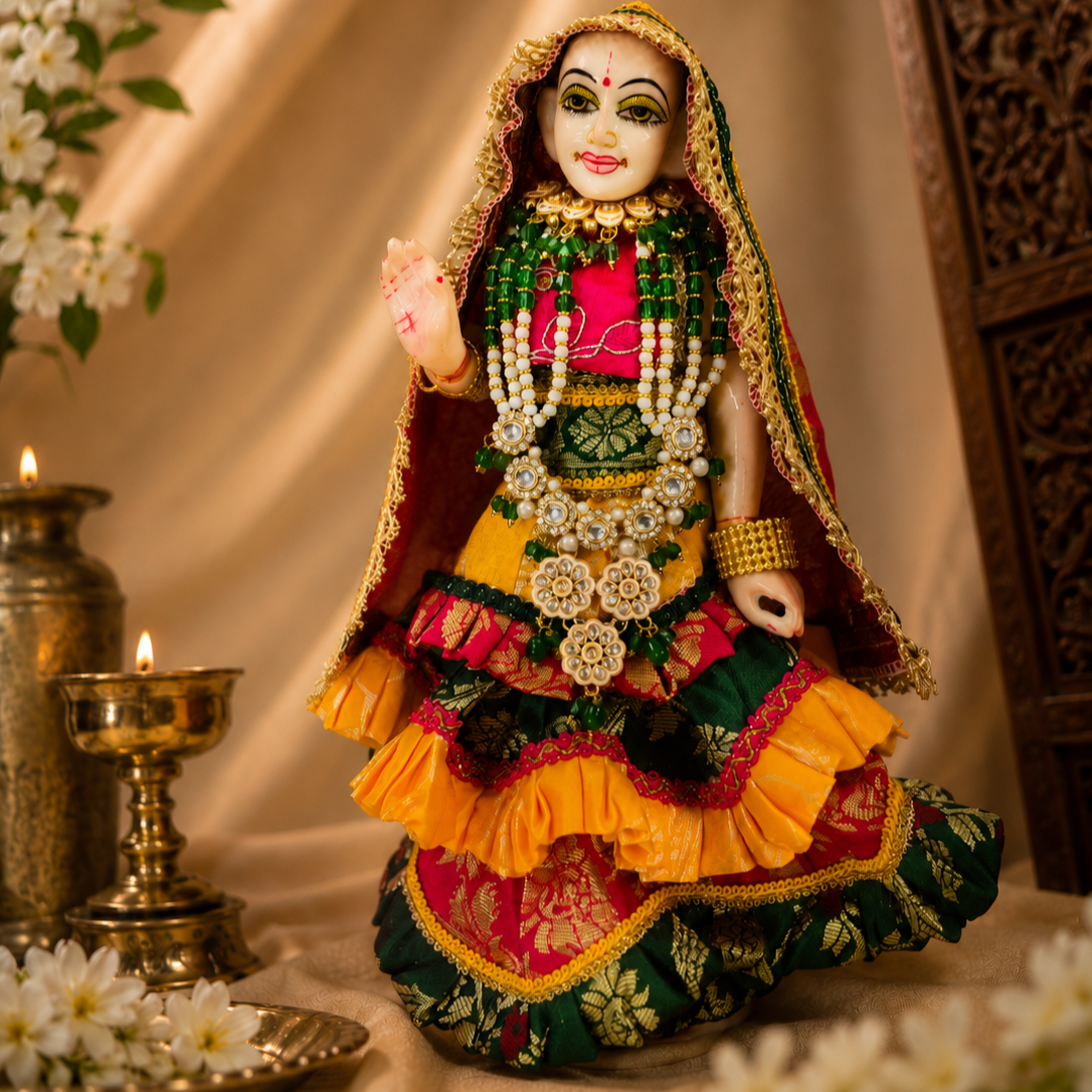 Vrindavan Rajsi Prem Radha Krishna Poshak - Image 2